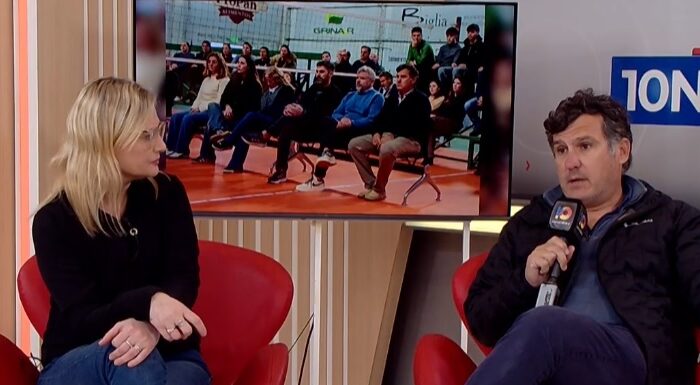 Reinauguraron el estadio de voleibol del Club Sarmiento 1 m